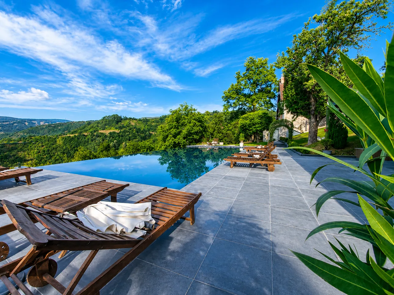 Infinity Pool System, residential project
